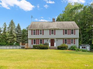 29 Exeter Rd, Kingston, NH 03848