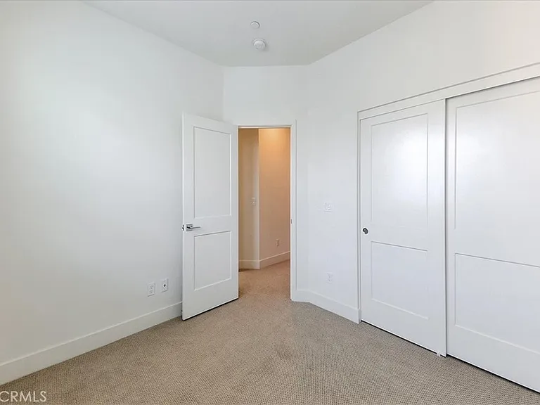 987 E Mason Ln #129 — Photo 32