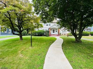 74 Grove St #3, Montclair, NJ 07042
