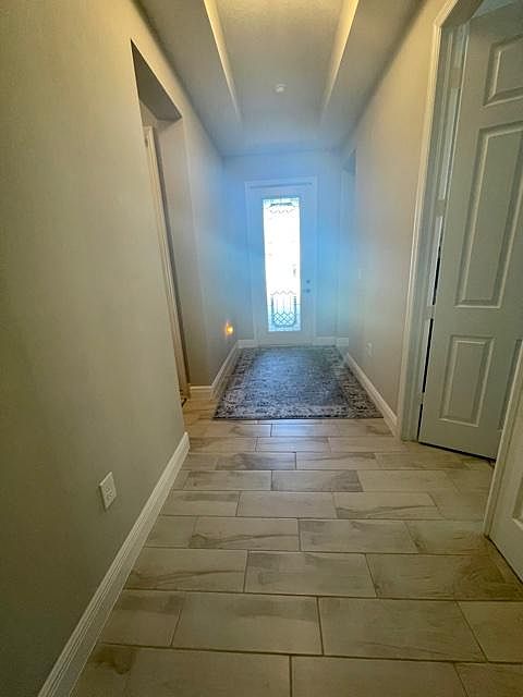 1st image of 8650 Eagle Brook Dr