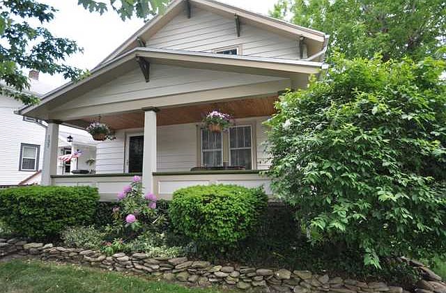 1st image of 137 Eagle St