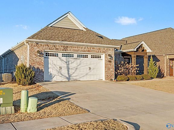 5th image of 15543 Ironcrest Dr
