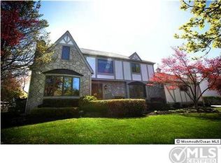 63 Whispering Pines Dr, Lincroft, NJ 07738