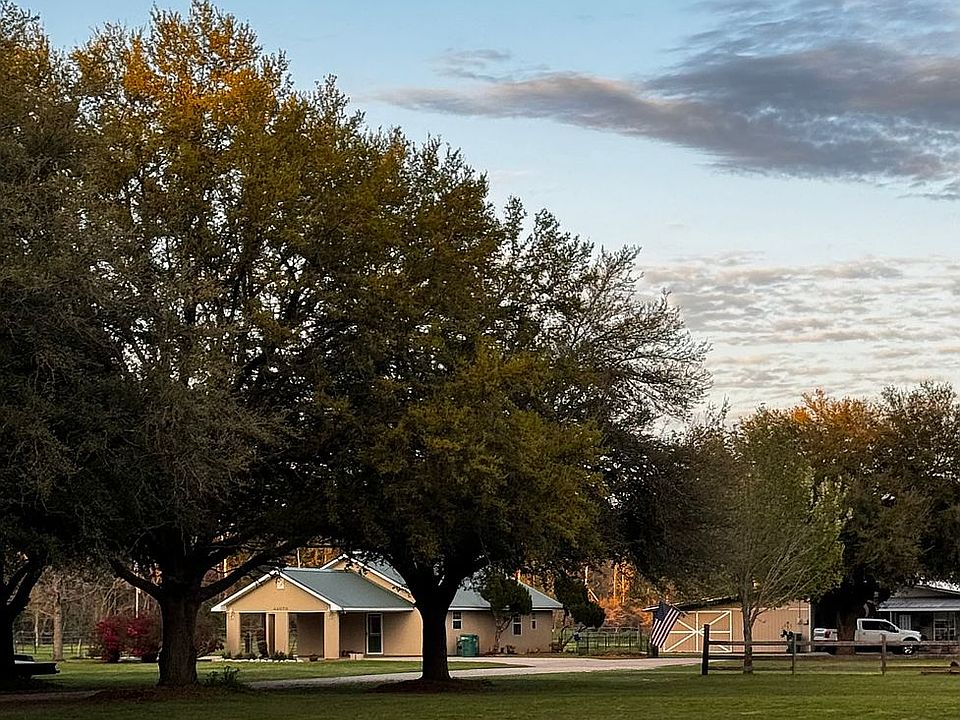 2 houses on 6 acres!!!!