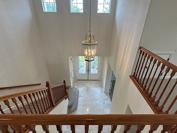3rd image of 1050 Overland Pl