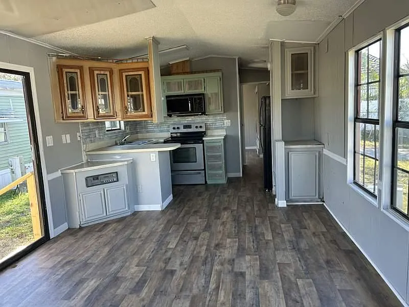 Lake Bambi MH & RV Park — Photo 3