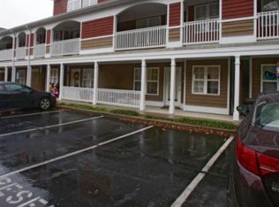 225 Crescent Hill Pl APT 110, Louisville, KY 40206