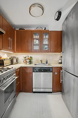 Sold by Corcoran | media 5