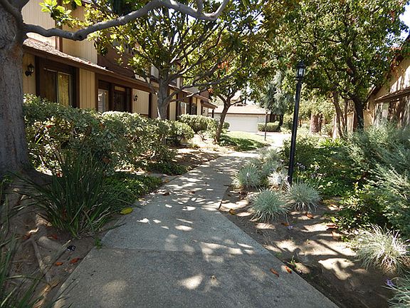 Exterior Path_06232014