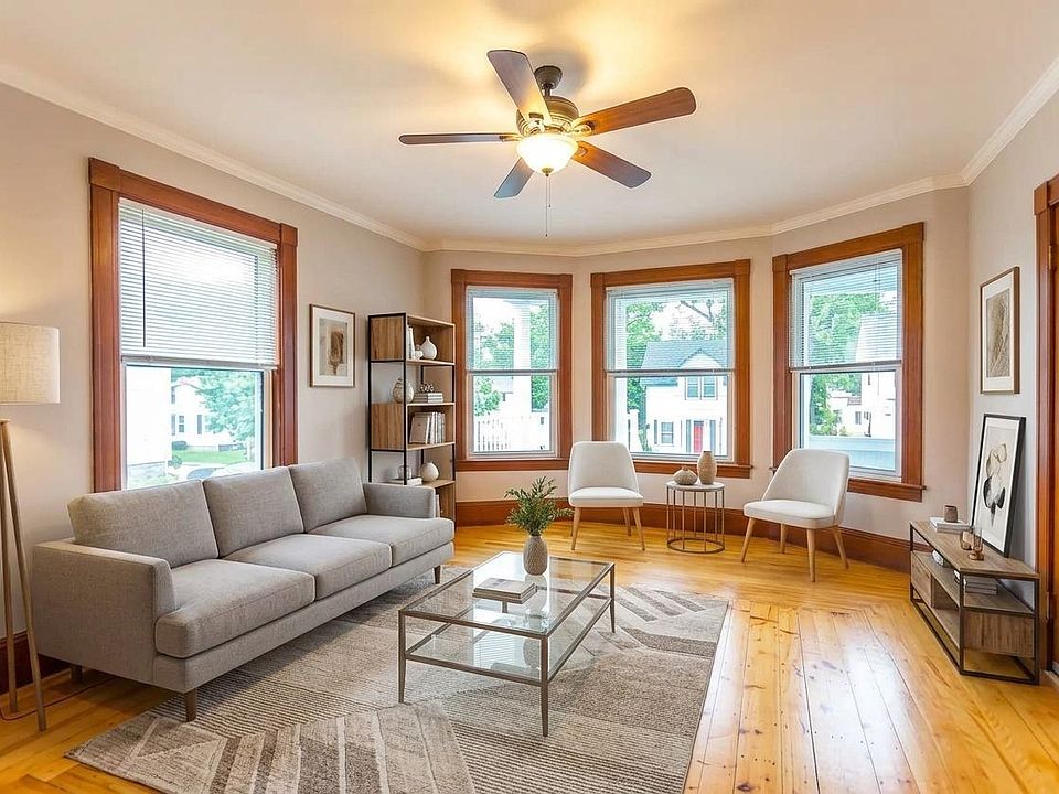 1st image of 105 Ray St