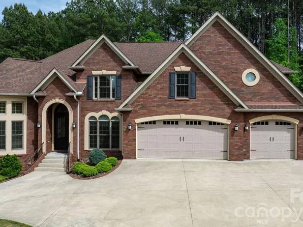 4 Royal Vista Way, Granite Falls, NC 28630