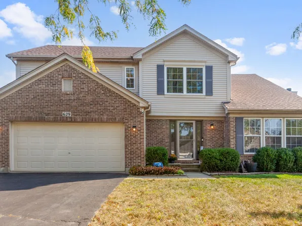 629 Manhattan Cir, Oswego, IL 60543