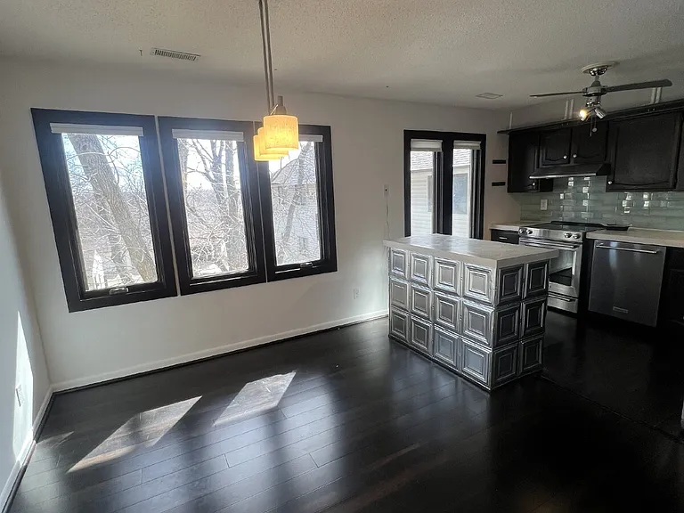 9309 Sandler Dr #5 — Photo 28