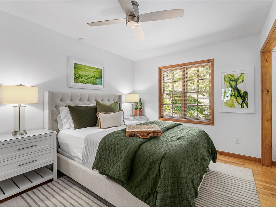 34th image of 340 Parsons Shrs