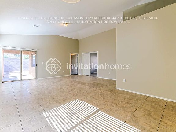 4th image of 2605 E Jessica Ln