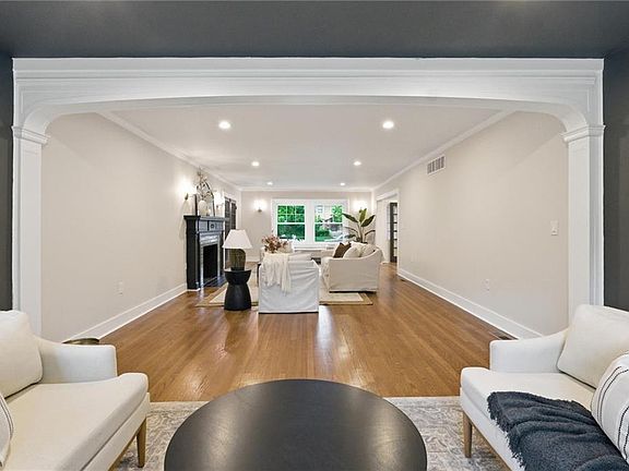 2nd image of 6117 Morningside Dr