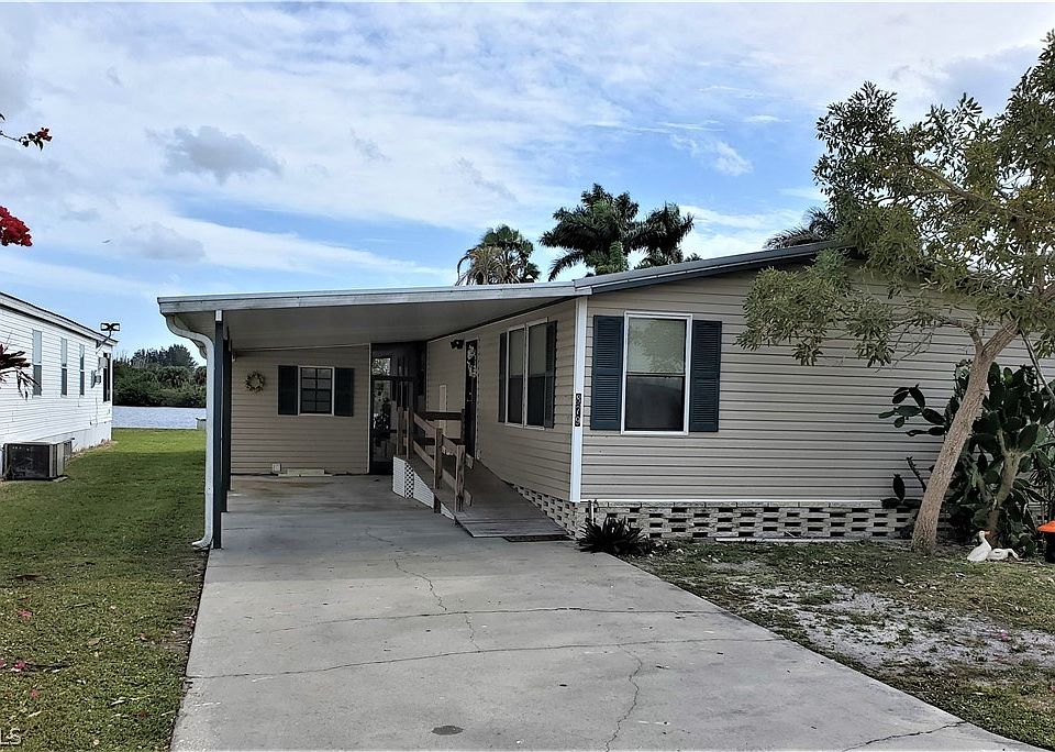 879 Yacht Club Way, Moore Haven, FL 33471 Zillow
