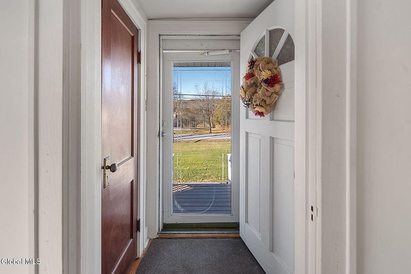 5th image of 590 Sacandaga Road