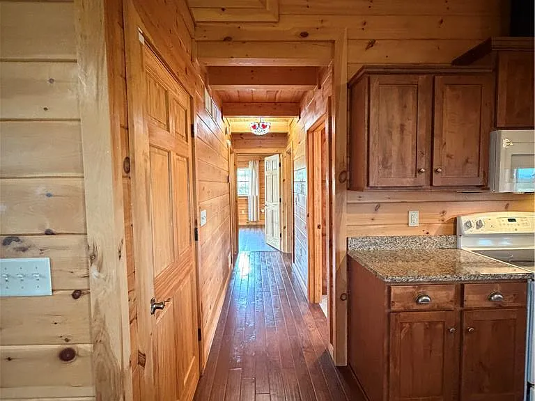 1748 Pen Argyl Rd — Photo 10
