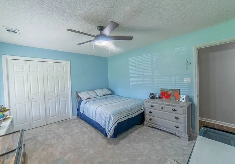 12 Cricket Ct — Photo 38