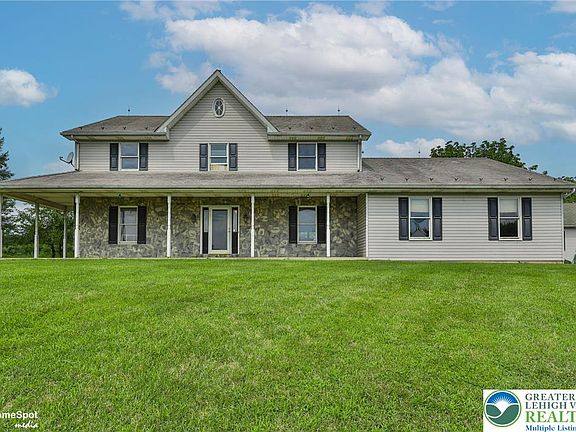 3rd image of 829 Georgetown Rd