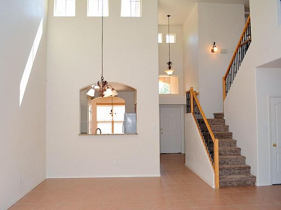 1516 Peppoli Loop (4)