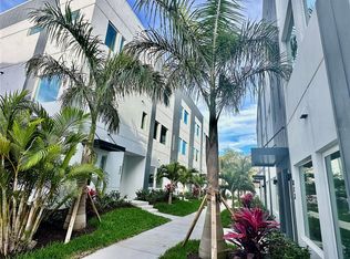881 6th Ave S, Saint Petersburg, FL 33701