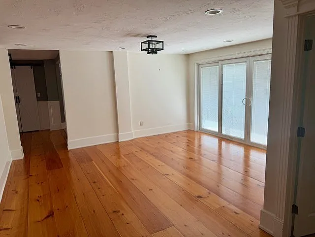 698 Salem St #1 — Photo 6