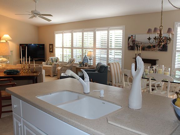 5th image of 10269 Allamanda Blvd