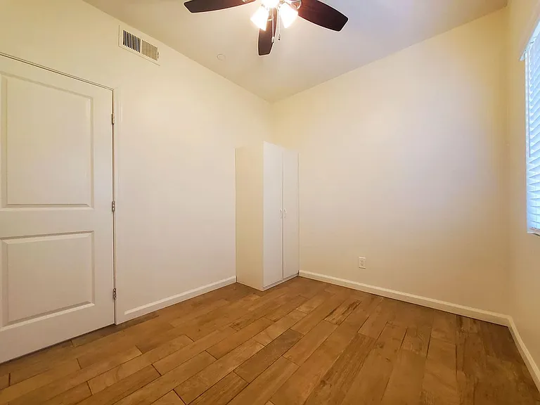 12550 Laurel St — Photo 10