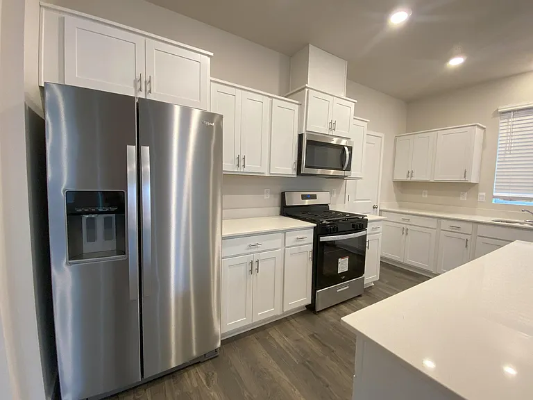 4813 Milo Ave NE — Photo 8