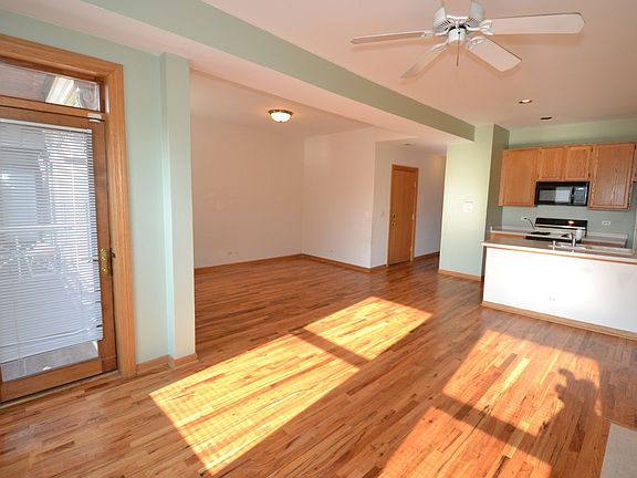 5th image of 974-976 W Cuyler Ave #4035-4043