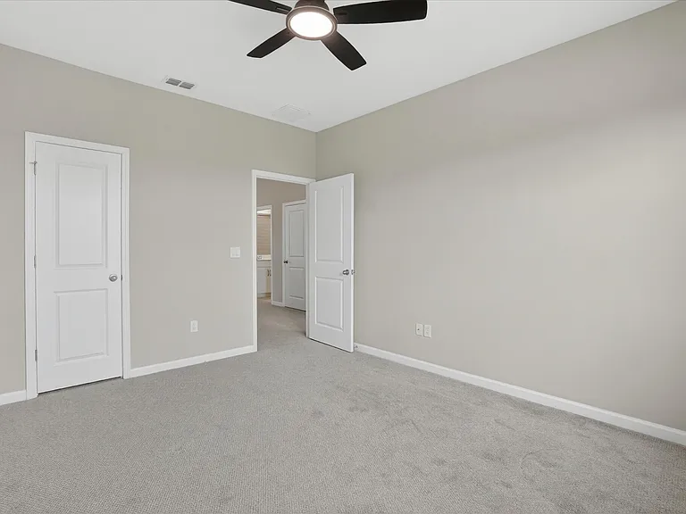 698 Cherry Elm Dr — Photo 17