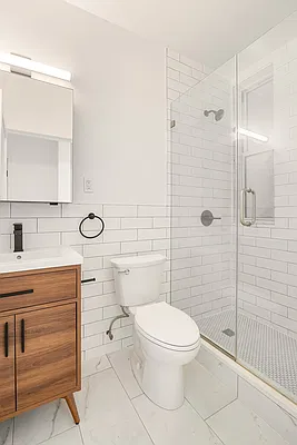 Bathroom, photo 2