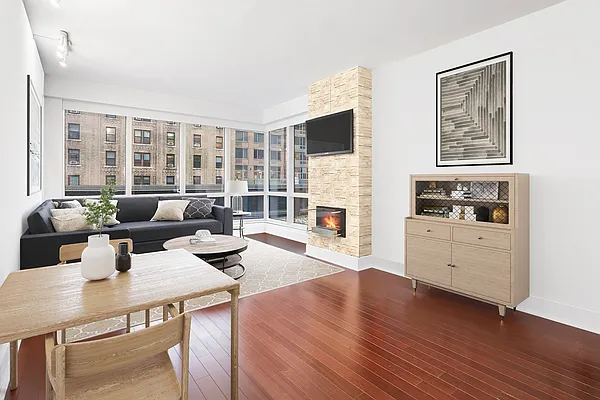 Rented by Compass | media 7