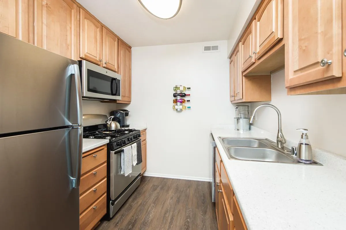 Surfside Villas — Photo 1