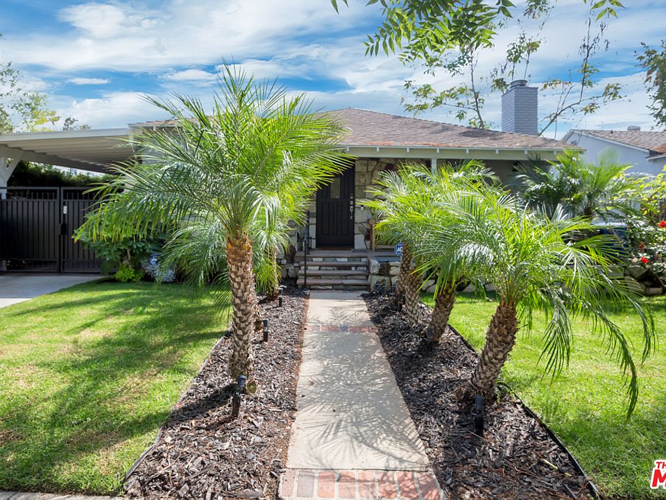 1st image of 3206 S Beverly Dr