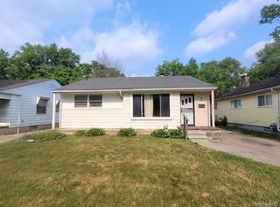 17406 Five Points St, Redford, MI 48240