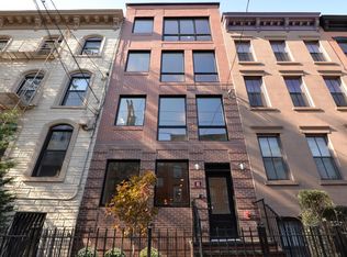 530 Bloomfield St, Hoboken, NJ 07030