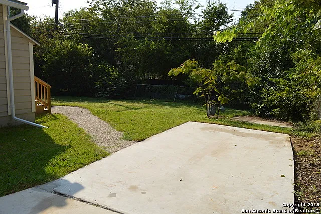 1812 Mardell St — Photo 12