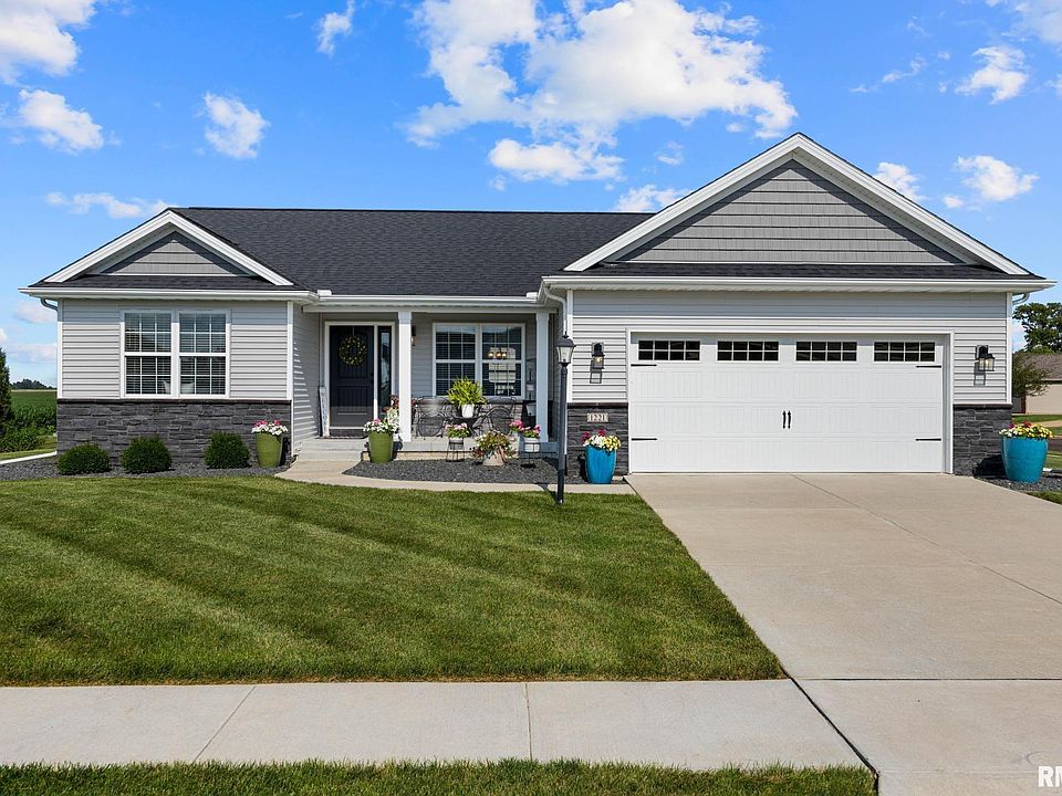 1st image of 1221 Brown Ct