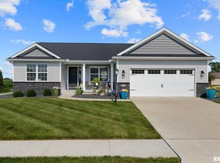 1221 Brown Ct, Washington, IL 61571