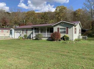 22500 E Lynn Rd, Wayne, WV 25570