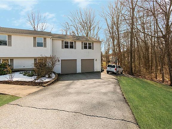 4th image of 42 N Loxley Dr