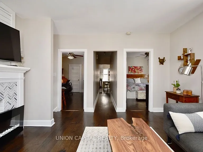 40 Albert St N — Photo 6
