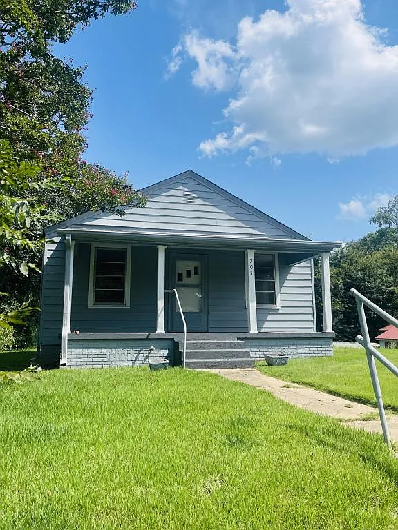 707 Southern St — Photo 1