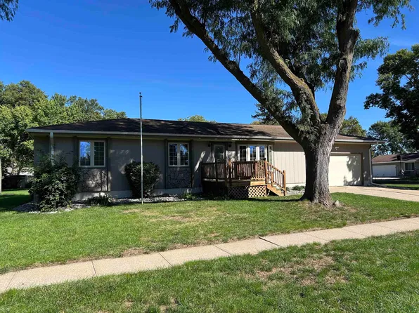 2305 Cardiff St, Sergeant Bluff, IA 51054