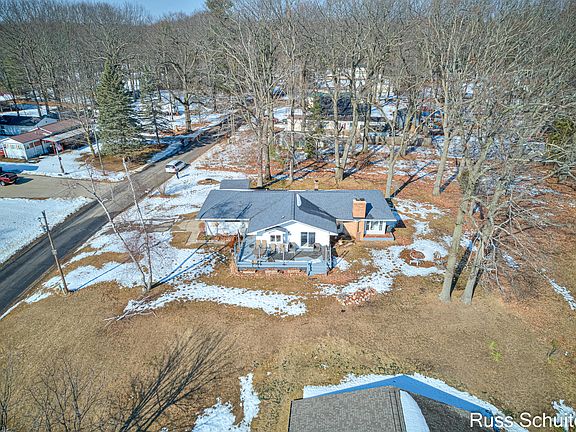 5th image of 11560 Thrush Dr