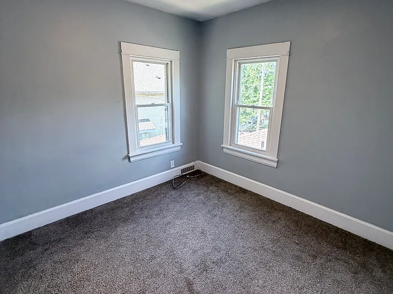 1032 Neptune Ave — Photo 8
