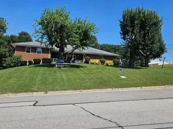 22111 Water St, Oldenburg, IN 47036